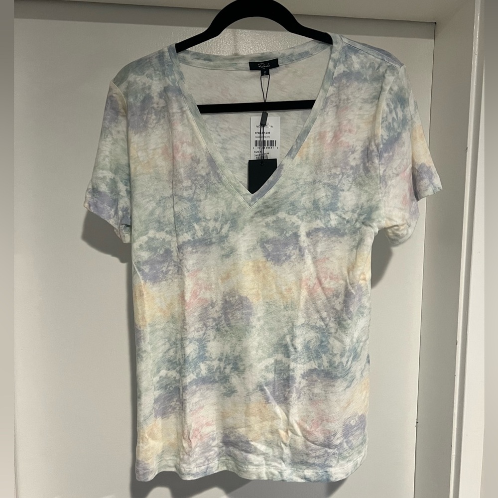 Rails rainbow tie dye v neck tee